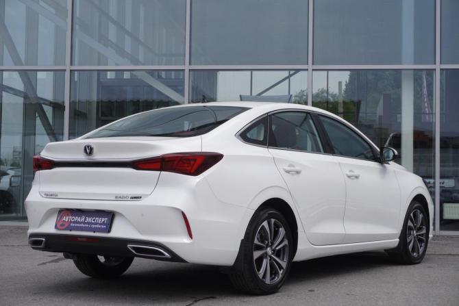 Changan Eado Plus с пробегом 2023 года, цена 1 750 000 рублей, 8390 км, седан, Автокод Объявления