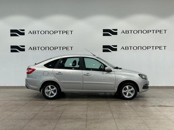 Lada (ВАЗ) Granta I Рестайлинг с пробегом 2018 года, цена 699 000 рублей, 67339 км, хэтчбек, Автокод Объявления