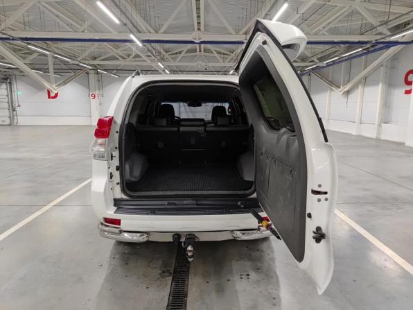 Toyota Land Cruiser Prado 150 Series с пробегом 2011 года, цена 2 400 000 рублей, 221867 км, внедорожник, Автокод Объявления