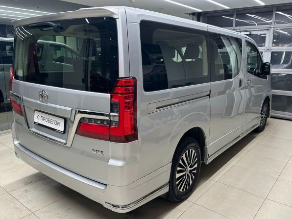 Toyota HiAce H300 с пробегом 2021 года, цена 4 840 000 рублей, 85074 км, минивэн, Автокод Объявления