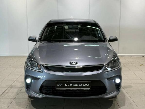Kia Rio IV Рестайлинг с пробегом 2020 года, цена 1 645 000 рублей, 64000 км, седан, Автокод Объявления
