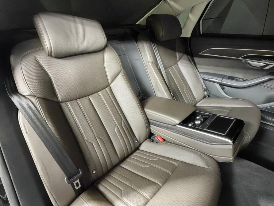 Audi A8 IV (D5) Москва  - изображение 16