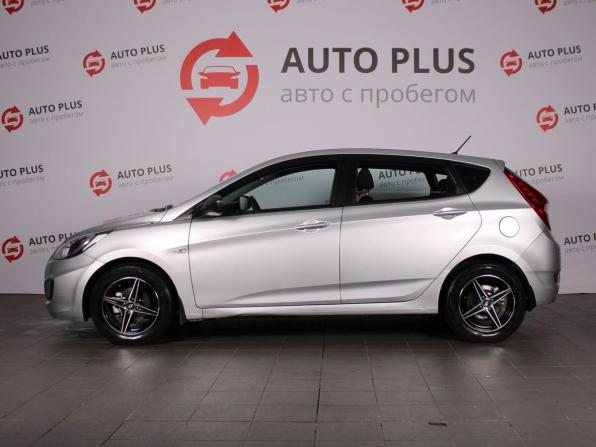 Hyundai Solaris I с пробегом 2013 года, цена 700 000 рублей, 188624 км, хэтчбек, Автокод Объявления