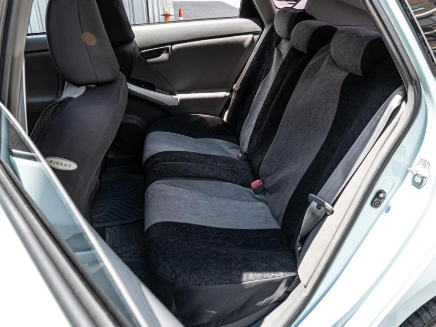 Toyota Prius III (XW30) Краснодар  - изображение 7