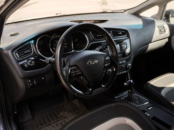 Kia Ceed II с пробегом 2014 года, цена 1 135 000 рублей, 159066 км, универсал, Автокод Объявления