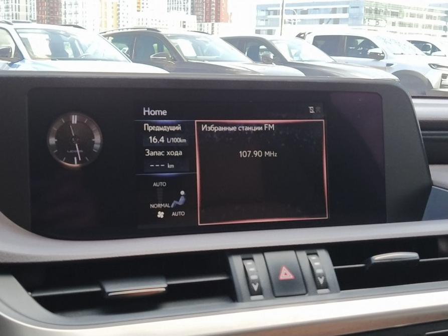 Lexus ES VII Екатеринбург  - изображение 16