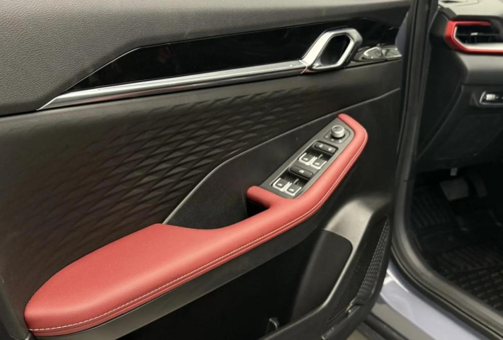 Geely Coolray I Рестайлинг 2 Саранск  - изображение 18