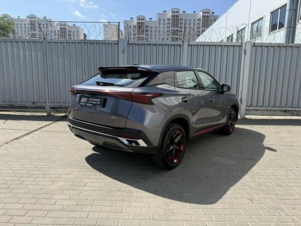 Omoda C5 I с пробегом 2022 года, цена 1 555 000 рублей, 89135 км, внедорожник, Автокод Объявления