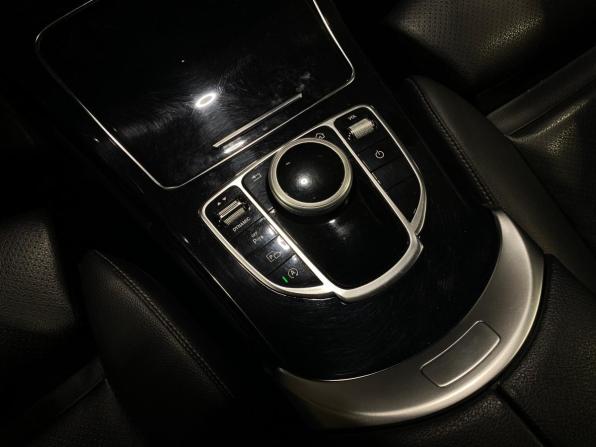 Mercedes-Benz C-Класс IV (W205) Рестайлинг с пробегом 2019 года, цена 2 165 000 рублей, 138735 км, универсал, Автокод Объявления