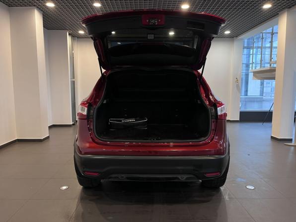 Nissan Qashqai II с пробегом 2018 года, цена 2 035 000 рублей, 106490 км, внедорожник, Автокод Объявления