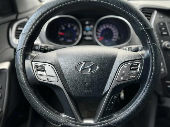 Hyundai Santa Fe III с пробегом 2013 года, цена 1 629 000 рублей, 235000 км, внедорожник, Автокод Объявления
