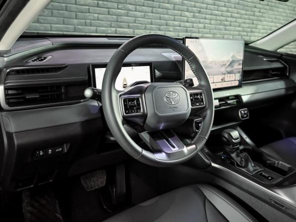 Toyota RAV4 VI (XA60) с пробегом 2026 года, цена 4 190 000 рублей, 28 км, внедорожник, Автокод Объявления