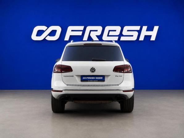 Volkswagen Touareg II Рестайлинг с пробегом 2014 года, цена 2 093 055 рублей, 260574 км, внедорожник, Автокод Объявления