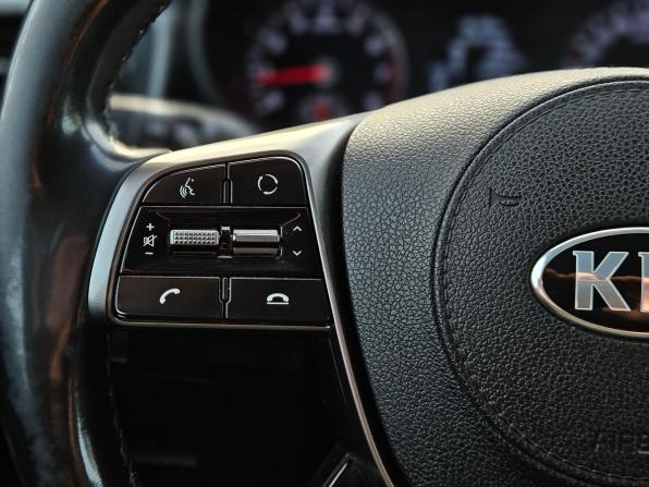 Kia Sorento III Prime Рестайлинг с пробегом 2019 года, цена 2 800 000 рублей, 84210 км, внедорожник, Автокод Объявления