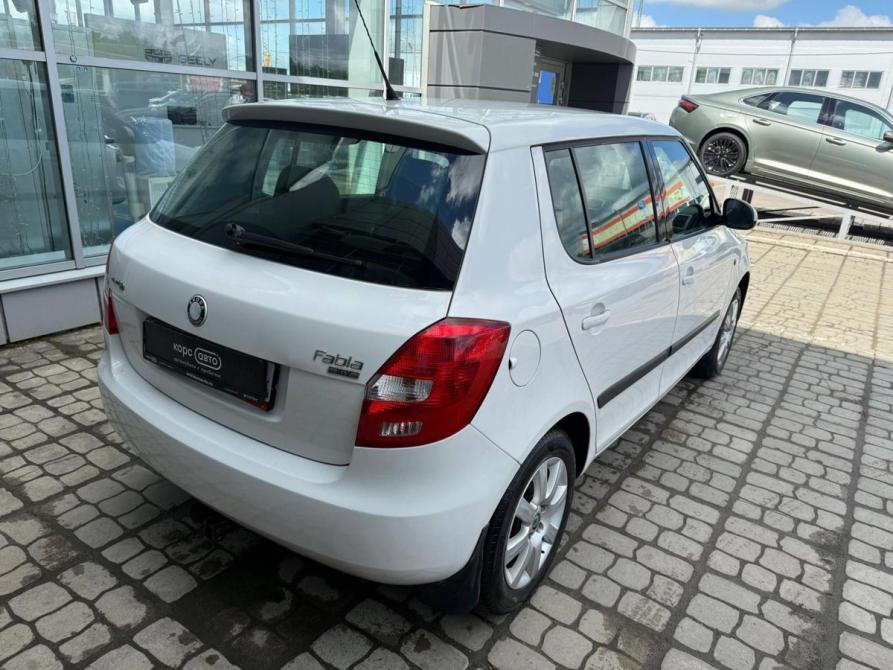 Skoda Fabia II Орел  - изображение 5