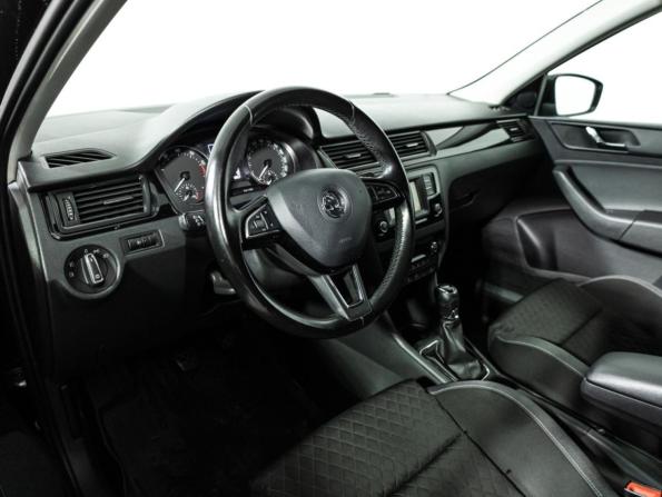 Skoda Rapid I с пробегом 2015 года, цена 842 989 рублей, 164000 км, лифтбек, Автокод Объявления