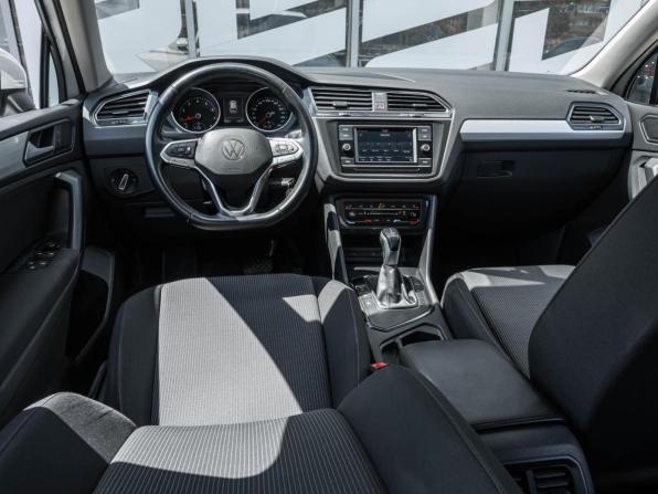 Volkswagen Tiguan II Рестайлинг с пробегом 2020 года, цена 3 255 000 рублей, 46021 км, внедорожник, Автокод Объявления
