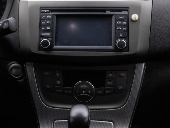 Nissan Tiida II с пробегом 2015 года, цена 760 000 рублей, 229353 км, хэтчбек, Автокод Объявления