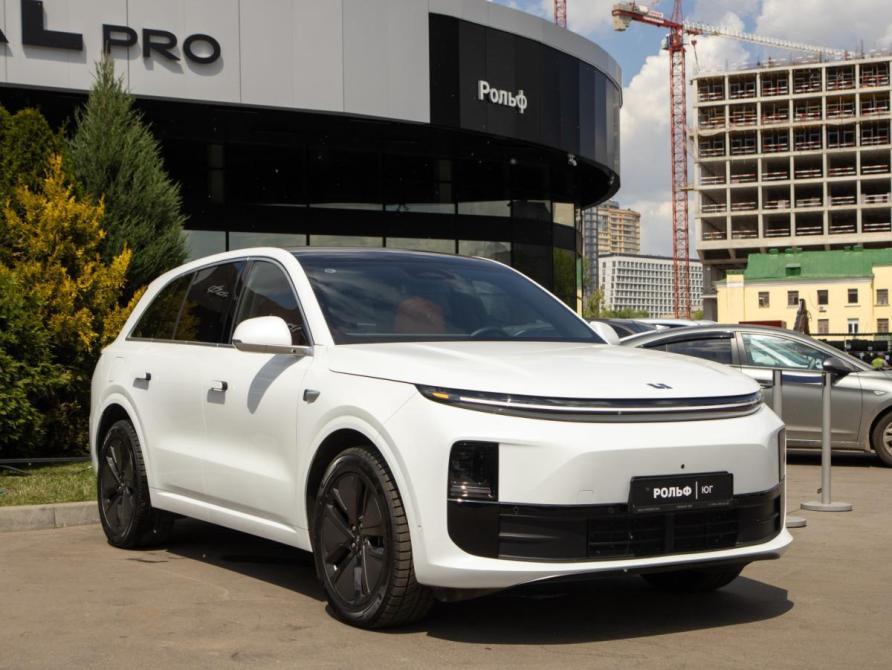 Li Auto (Lixiang) L6 Москва  - изображение 2
