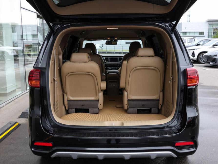 Kia Carnival III Москва  - изображение 11