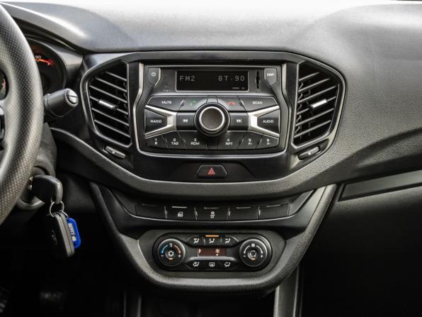 Lada (ВАЗ) Vesta I с пробегом 2021 года, цена 898 000 рублей, 75205 км, седан, Автокод Объявления