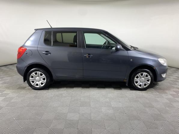 Skoda Fabia II Рестайлинг с пробегом 2011 года, цена 580 000 рублей, 331332 км, универсал, Автокод Объявления