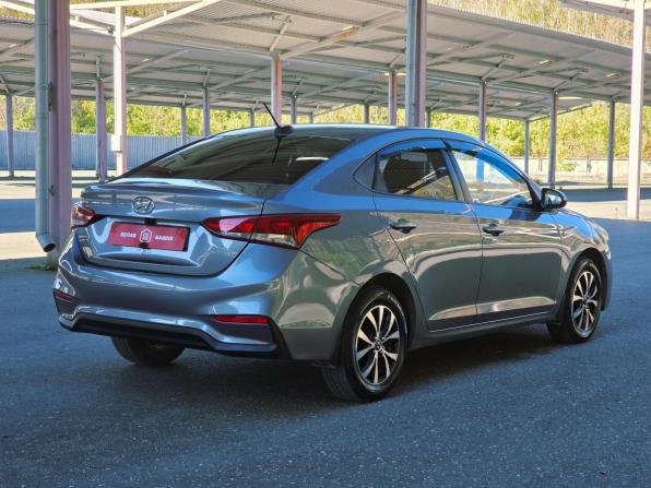 Hyundai Solaris II с пробегом 2018 года, цена 1 074 900 рублей, 176000 км, седан, Автокод Объявления