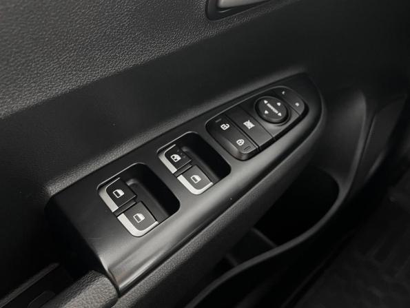 Kia Rio IV Рестайлинг с пробегом 2021 года, цена 1 675 000 рублей, 117922 км, седан, Автокод Объявления