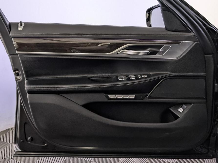 BMW 7 серии VI (G11/G12) Москва  - изображение 19