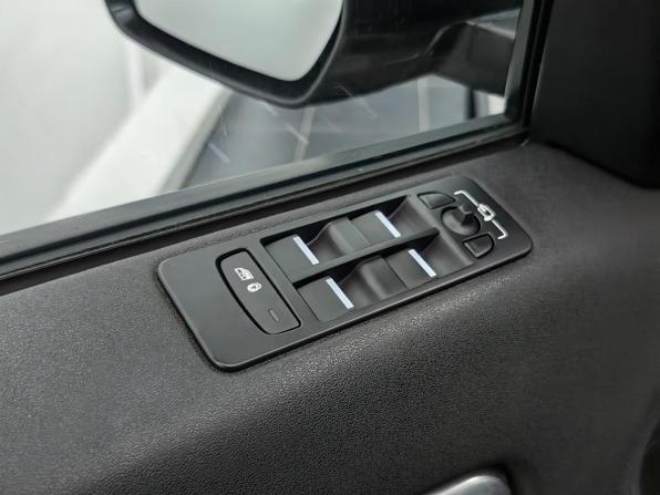 Land Rover Discovery Sport I с пробегом 2016 года, цена 1 965 000 рублей, 167918 км, внедорожник, Автокод Объявления
