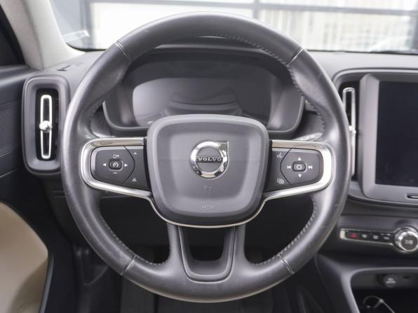 Volvo XC40 I с пробегом 2019 года, цена 2 683 000 рублей, 207527 км, внедорожник, Автокод Объявления