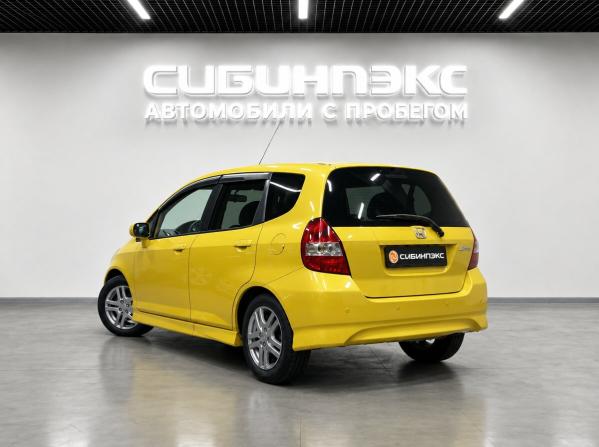 Honda Jazz I Рестайлинг с пробегом 2007 года, цена 589 000 рублей, 190000 км, хэтчбек, Автокод Объявления