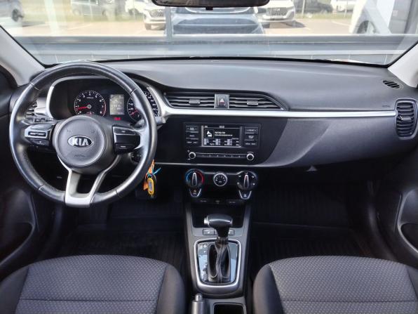 Kia Rio IV Рестайлинг с пробегом 2020 года, цена 1 430 000 рублей, 72000 км, хэтчбек, Автокод Объявления