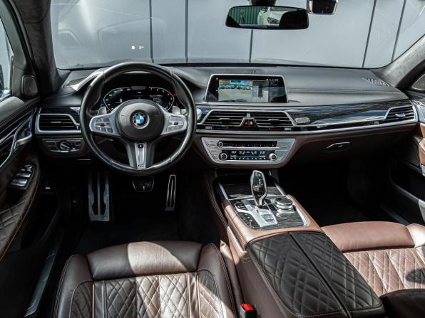 BMW 7 серии VI (G11/G12) Рестайлинг с пробегом 2020 года, цена 7 695 000 рублей, 79262 км, седан, Автокод Объявления