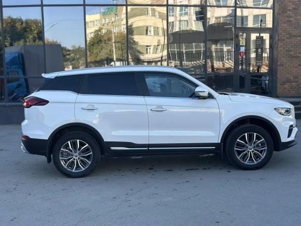 Geely Atlas Pro с пробегом 2022 года, цена 2 100 000 рублей, 30514 км, внедорожник, Автокод Объявления