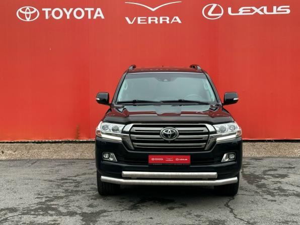 Toyota Land Cruiser 200 Series Рестайлинг 2 с пробегом 2018 года, цена 5 850 000 рублей, 211040 км, внедорожник, Автокод Объявления
