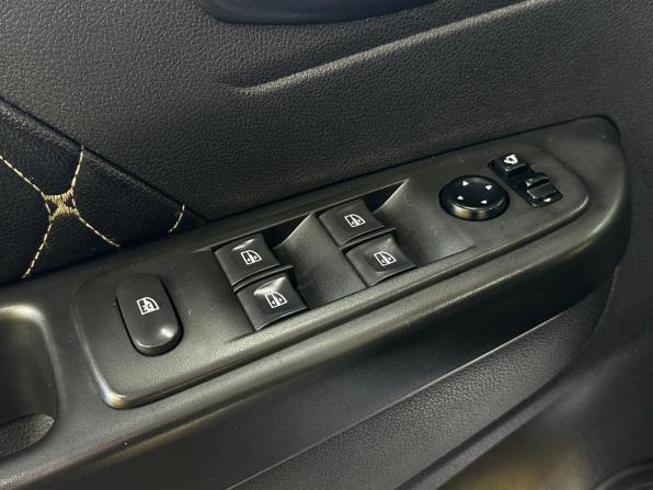 Renault Kaptur I с пробегом 2019 года, цена 1 549 000 рублей, 139767 км, внедорожник, Автокод Объявления