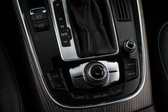 Audi Q5 I (8R) Рестайлинг с пробегом 2014 года, цена 2 350 000 рублей, 239558 км, внедорожник, Автокод Объявления