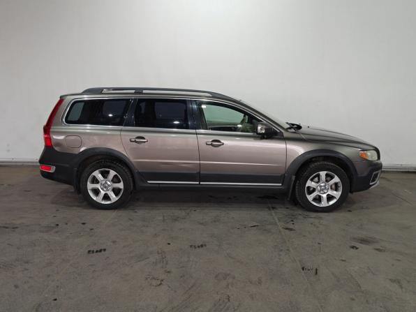 Volvo XC70 II с пробегом 2008 года, цена 1 290 000 рублей, 269016 км, универсал, Автокод Объявления