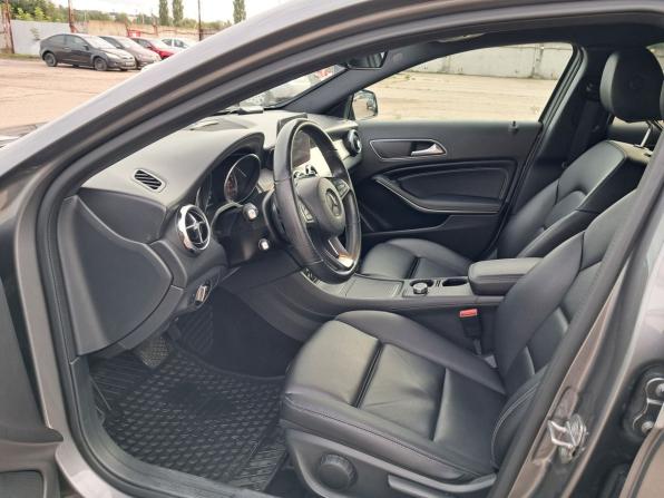 Mercedes-Benz GLA I (X156) Рестайлинг с пробегом 2019 года, цена 2 000 000 рублей, 173241 км, внедорожник, Автокод Объявления