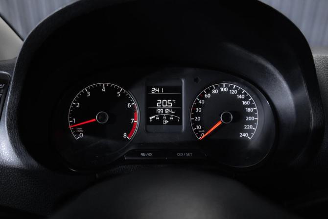 Volkswagen Polo V с пробегом 2014 года, цена 899 000 рублей, 199123 км, седан, Автокод Объявления