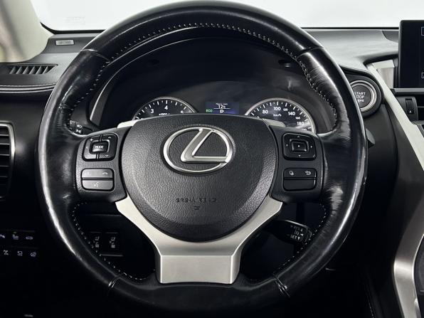 Lexus NX I с пробегом 2015 года, цена 2 590 000 рублей, 213660 км, внедорожник, Автокод Объявления