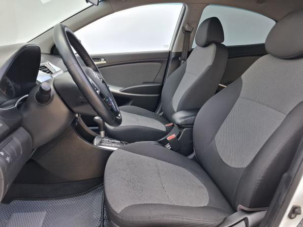 Hyundai Solaris I с пробегом 2013 года, цена 860 000 рублей, 91862 км, седан, Автокод Объявления
