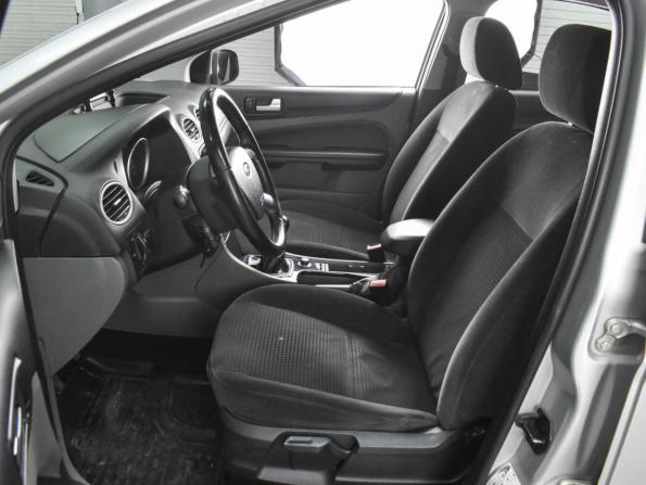 Ford Focus II Рестайлинг с пробегом 2008 года, цена 749 000 рублей, 152330 км, седан, Автокод Объявления
