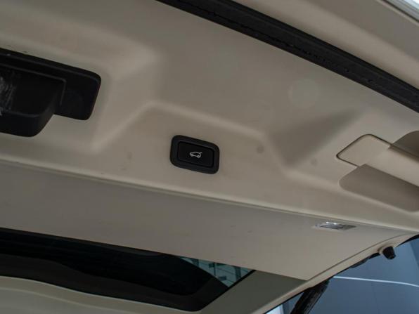 Land Rover Range Rover IV с пробегом 2017 года, цена 5 300 000 рублей, 163592 км, внедорожник, Автокод Объявления