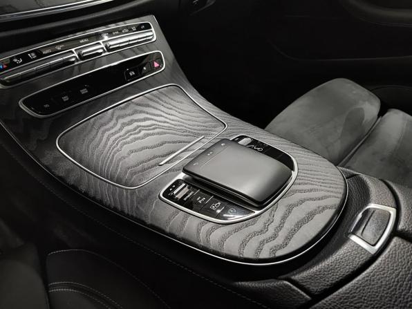 Mercedes-Benz E-Класс V (W213 S213 C238) Рестайлинг с пробегом 2020 года, цена 3 960 000 рублей, 120588 км, седан, Автокод Объявления