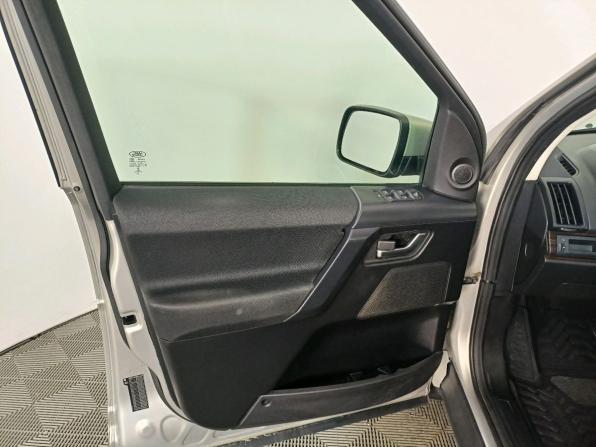 Land Rover Freelander II Рестайлинг 2 с пробегом 2012 года, цена 1 335 000 рублей, 223000 км, внедорожник, Автокод Объявления