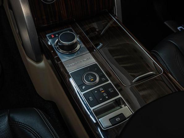Land Rover Range Rover IV с пробегом 2015 года, цена 4 499 000 рублей, 178993 км, внедорожник, Автокод Объявления
