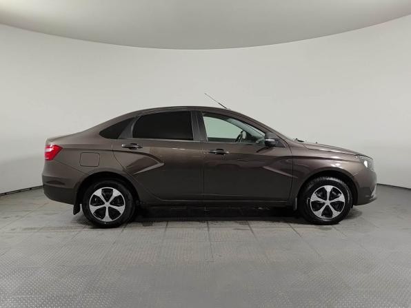 Lada (ВАЗ) Vesta I с пробегом 2021 года, цена 1 220 000 рублей, 67128 км, седан, Автокод Объявления