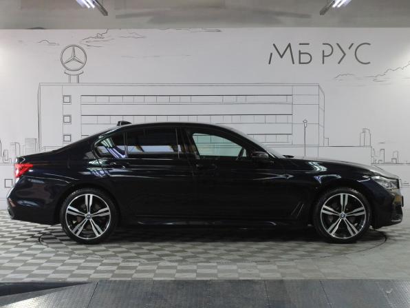 BMW 7 серии VI (G11/G12) с пробегом 2018 года, цена 4 390 000 рублей, 97000 км, седан, Автокод Объявления
